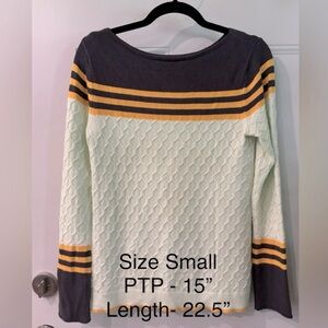 EUC Long Sleeve Sweater, SZ Small